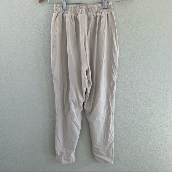 Gymshark Arrival Joggers - Picture 3 of 3